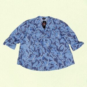 COCOMO Blouse Women's 3X Blue Floral‎ Pleated 3/4 Sleeve Lightweight Pullover